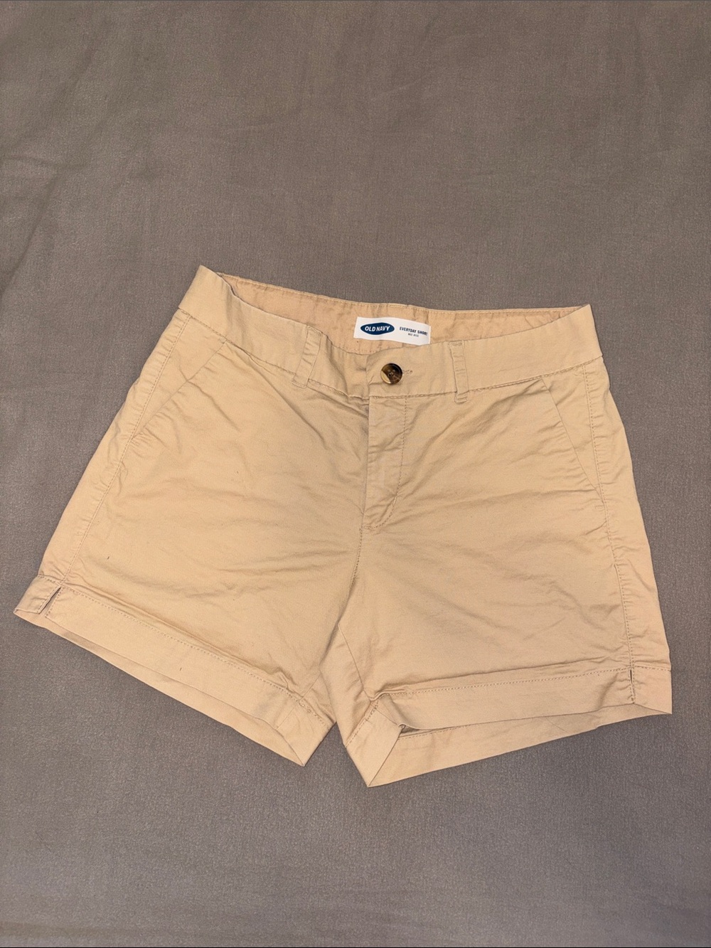 Old Navy Womens Everyday Short